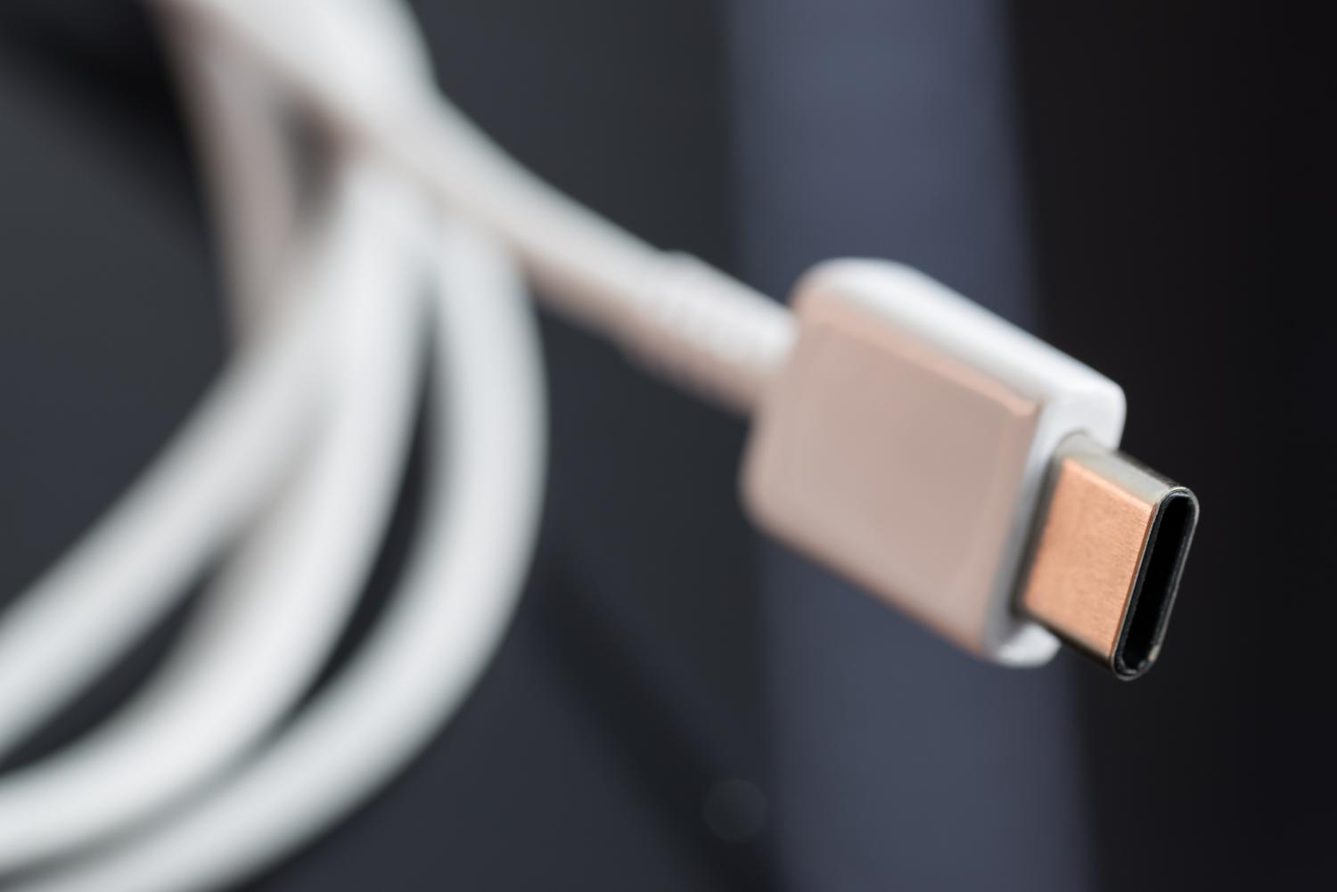 بلاگ 32 USB4