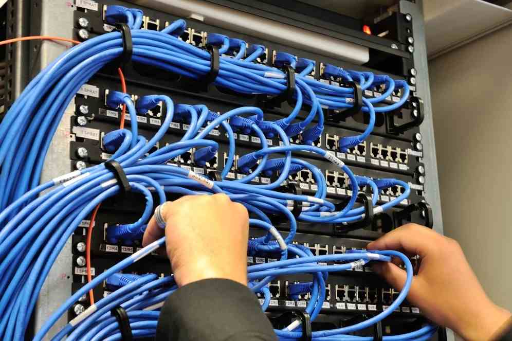 Port Security چیست و چگونه ایمنی شبکه سازمان ها را تامین می کند ؟ 5 Port Security چیست