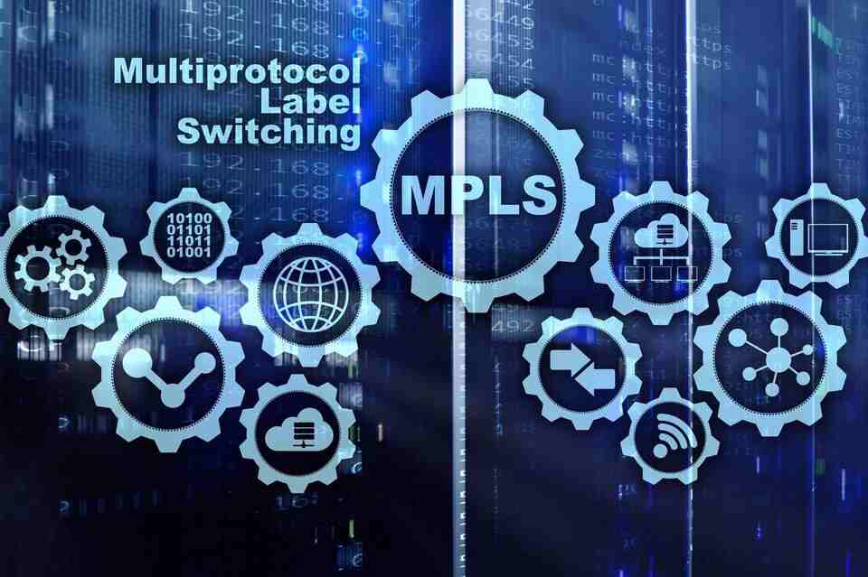 مقایسه SD-WAN و MPLS